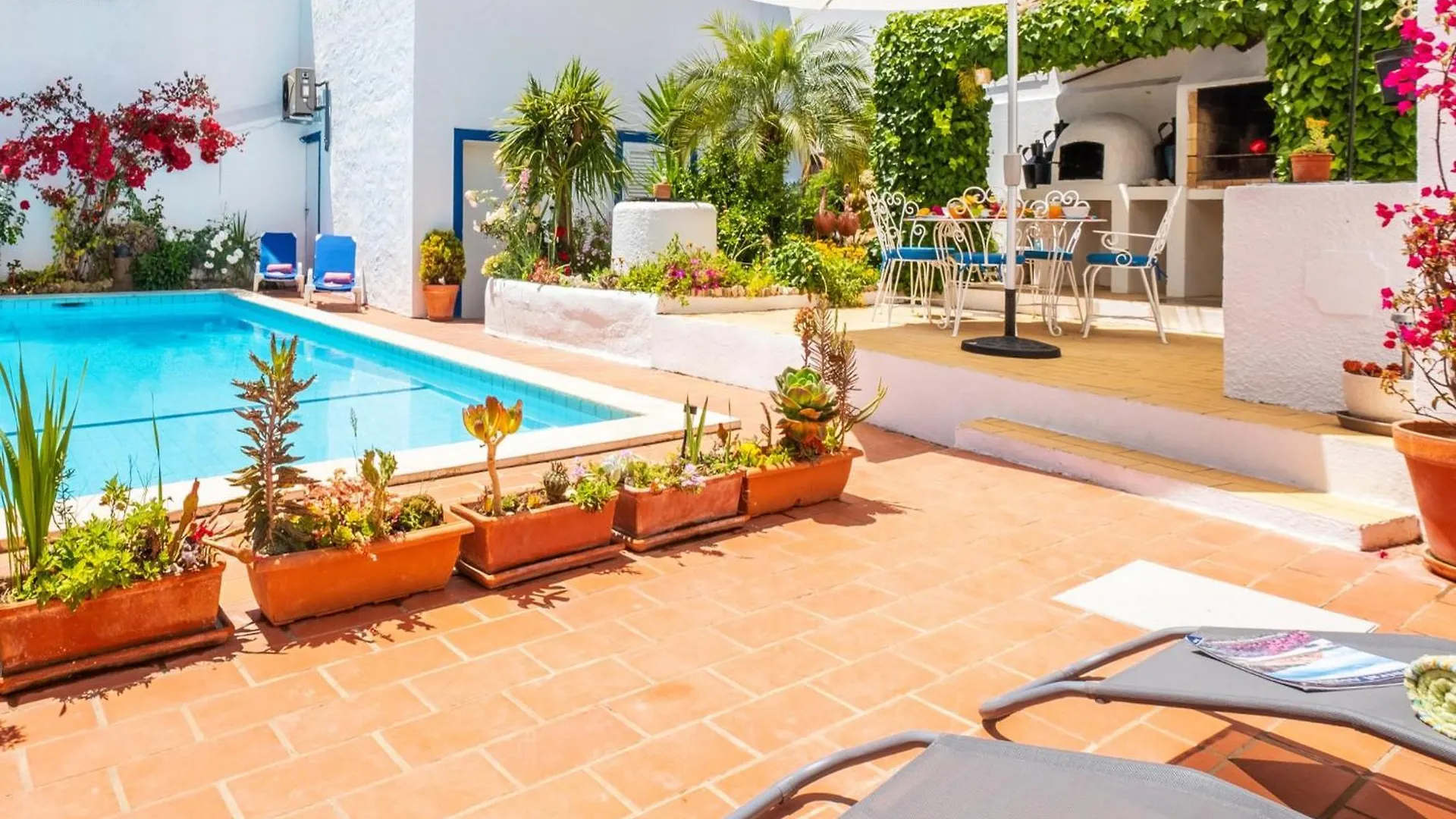 Villa With Heatable Pool Carvoeiro